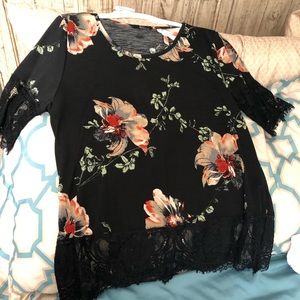 Floral print blouse